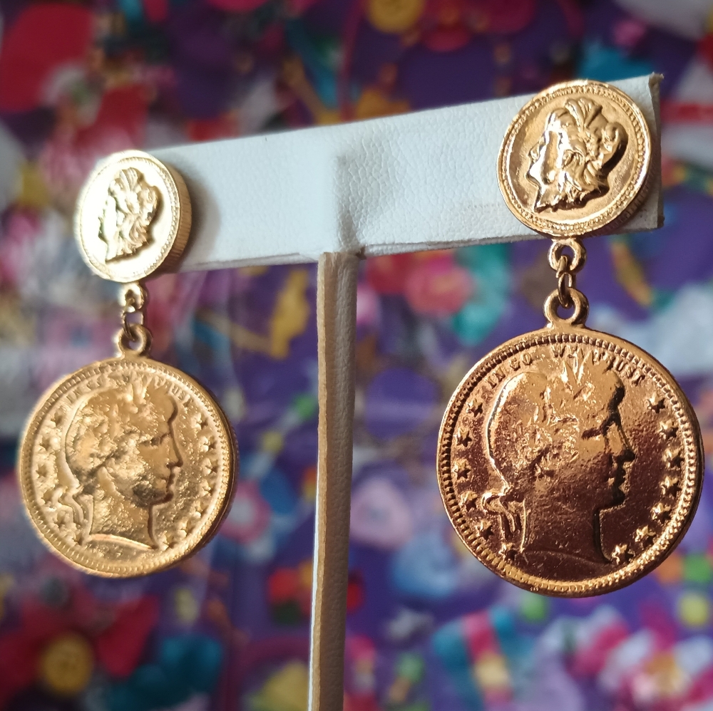 🪙 Vintage Goldtoned Greco-Roman Coin Pierced Dangle Earrings 80s/90s